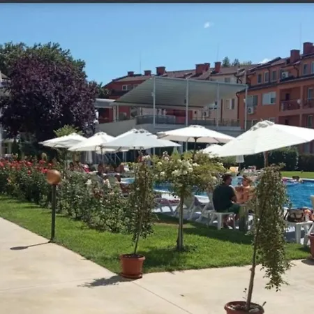 Oazis Cozy 아파트 *