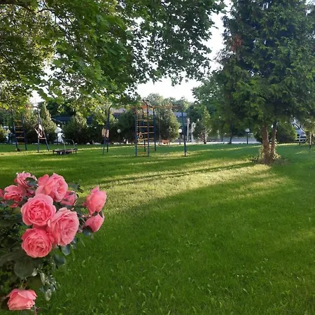 아파트 Oazis Cozy 라브다