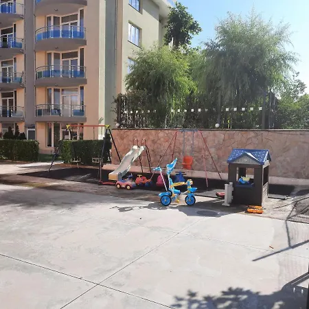 아파트 Oazis Cozy