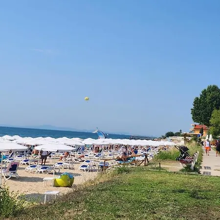 아파트 Oazis Cozy 라브다