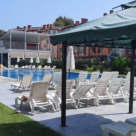 Apartment Oazis Cozy Rawda