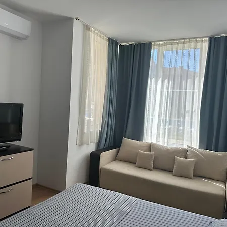 Oazis Cozy Lägenhet *